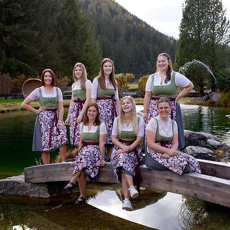 Wanderhotel Kirchner Bramberg am Wildkogel Bagian luar foto